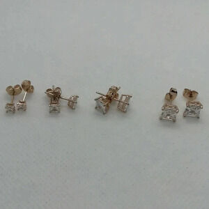 Stud  earring lot